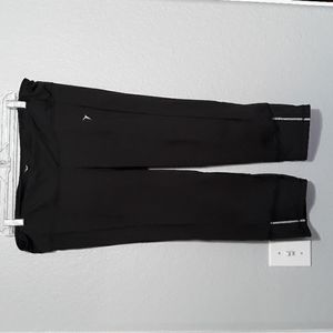 Old Navy Active capri length leggings size 2X